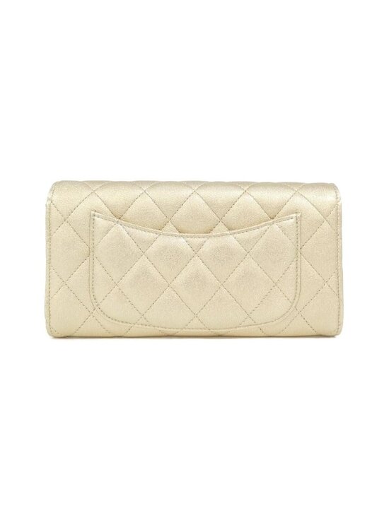Chanel Timeless Classic Line Lambskin Card Case – LuxUness Chanel Timeless Classic Line Wallet